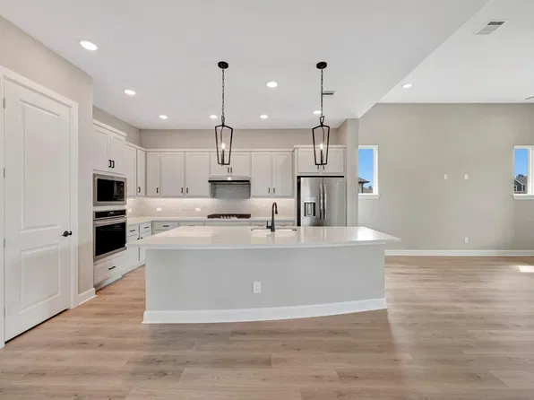 2335 Verano St, Montgomery, TX 77316