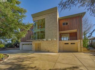 13560 Fielding Rd, Lake Oswego, OR 97034