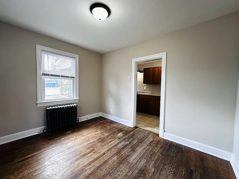 160 Dupont Cir #A — Photo 5