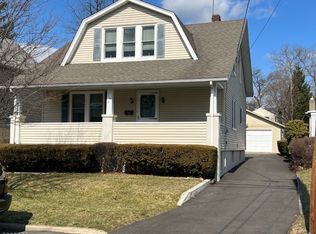 55 Genevieve Ave, Hawthorne, NJ 07506