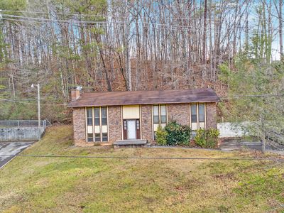 425 Ivanhoe Rd, Powell, TN, 37849