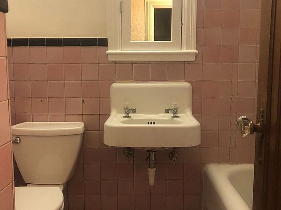 5th image of 2 E Birch St APT 206