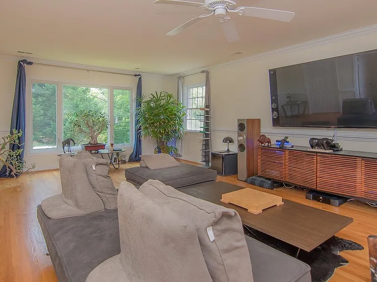 6306 Dunaway Ct — Photo 36