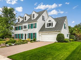 1023 Ferncroft Ct, Naperville, IL 60563