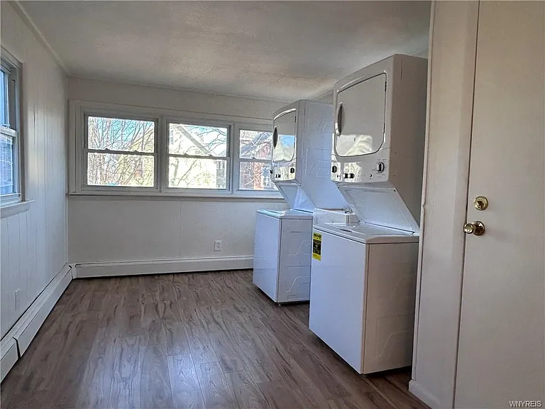 446 Bryant Ave #1 — Photo 14