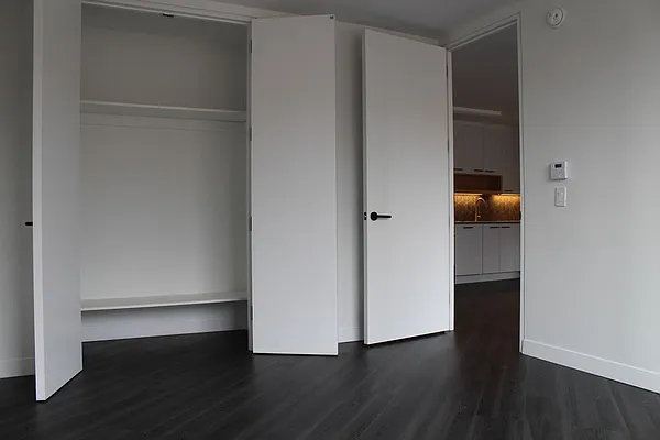 Rented by The Dermot Realty Management Company | media 14