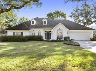 2033 Tuilleries Dr, Biloxi, MS 39531