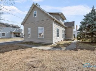 108 Chestnut St, Swanton, OH 43558