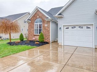 4140 Sheldon Rd, Orchard Park, NY 14127