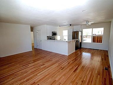 1st image of 1329 Farrell Ln