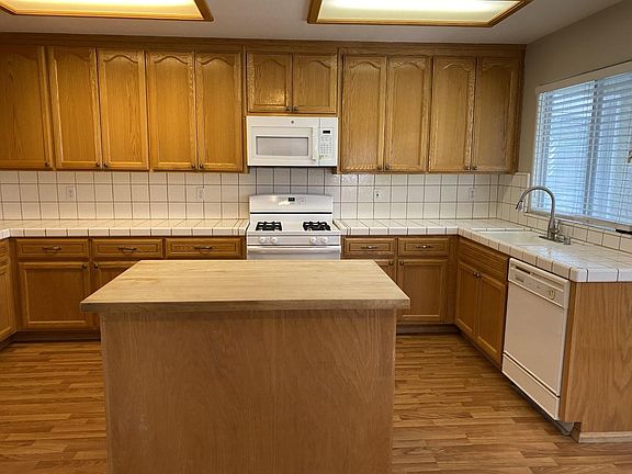 2nd image of 741 Talbot Dr