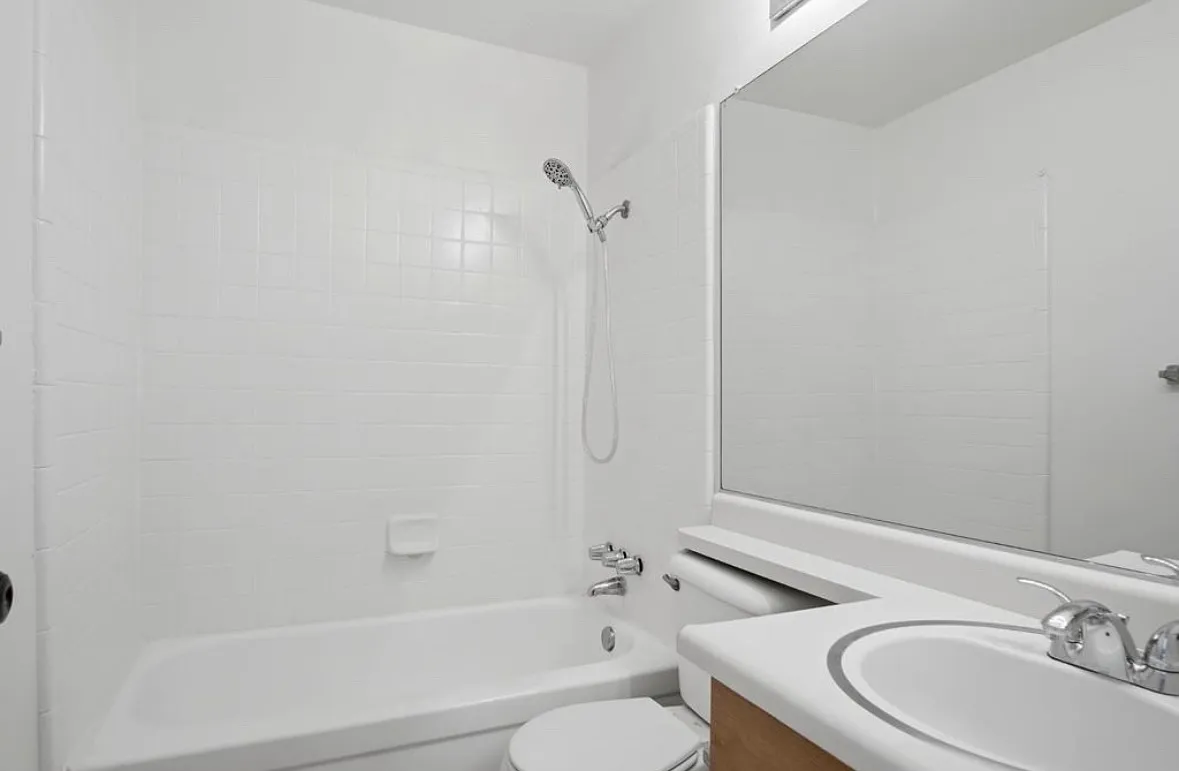 2 bed, 900 sqft, $1,650 — Photo 4