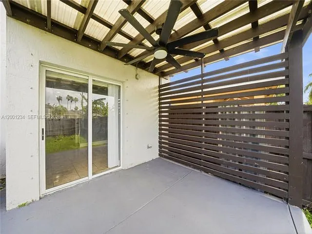 902 SW 8th Pl — Photo 10