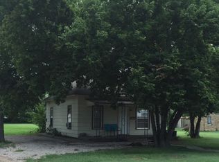 1416 Santa Fe St, Larned, KS 67550