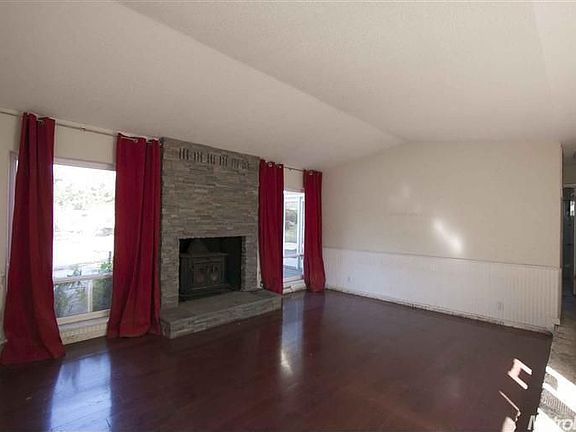 3rd image of 8053 Twin Oaks Ave