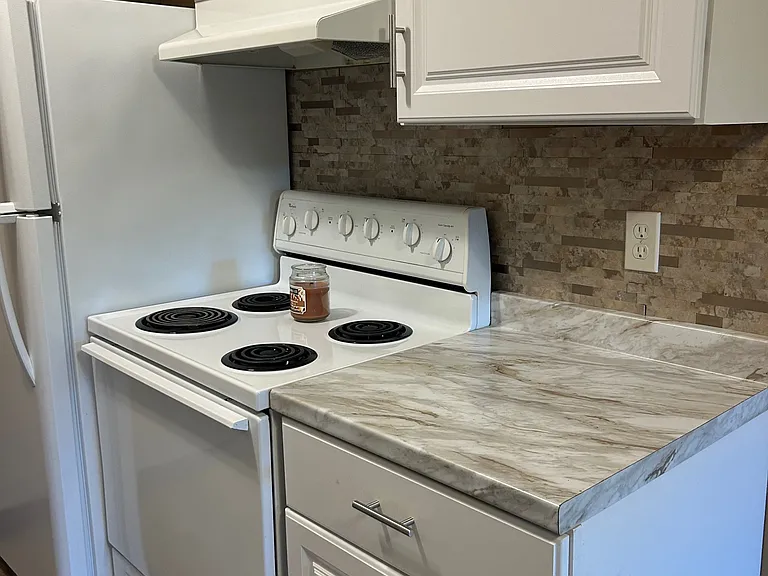 1022 A St #5 — Photo 5