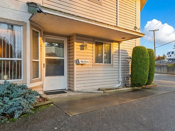 3rd image of 3380 Gladwin Rd #47