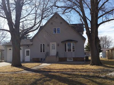 405 1st Ave SE, West Bend, IA, 50597