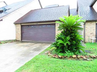 7718 Regency Dr, Port Arthur, TX 77642