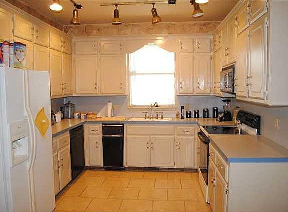 5th image of 1113 SW 126th St