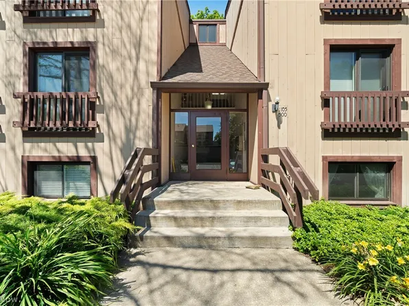 1105 Canyon View Rd APT 506, Northfield, OH 44067