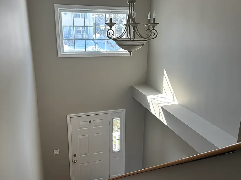 178 Middle St — Photo 6