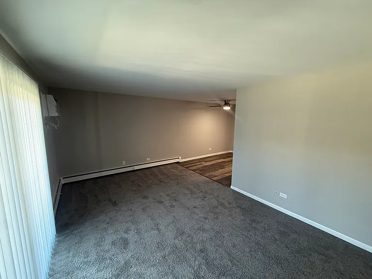 1442 Carriage Ln #2 — Photo 6
