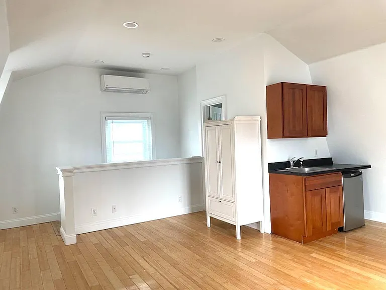 6 Webster St #G — Photo 3