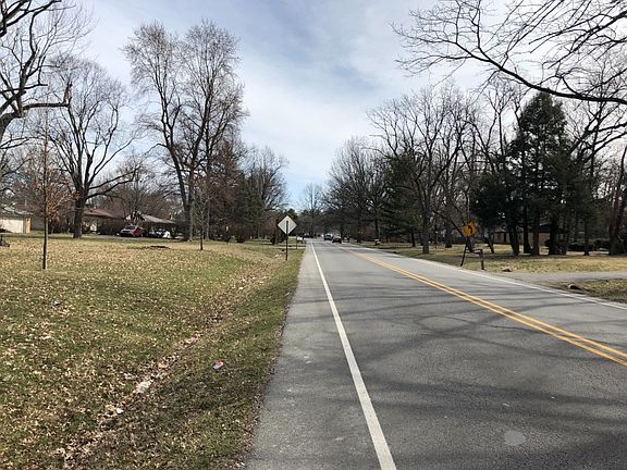 4th image of 1744 Kessler Boulevard West Dr