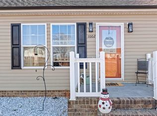 1002 Crestline Dr, Yadkinville, NC 27055