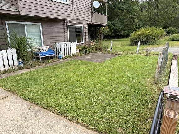 4th image of 30 Sherwood Acres Rd #B