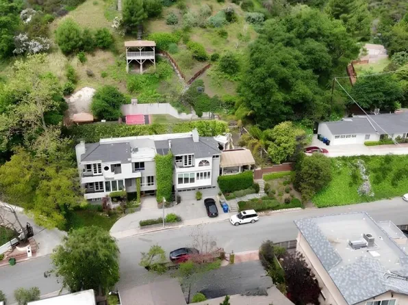 1833 Roscomare Rd, Los Angeles, CA 90077
