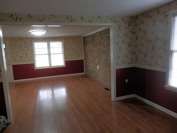 Dining Room/Living Room