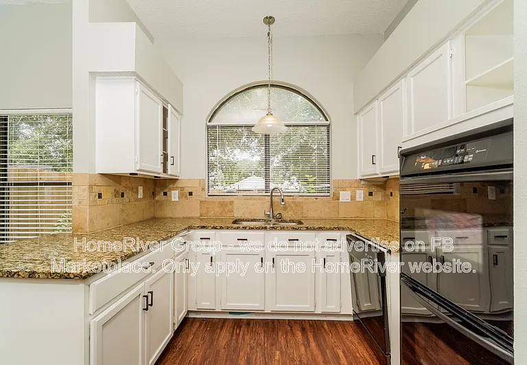 4257 Sunrise Creek Dr — Photo 8