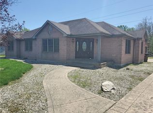 521 Trey Ct, Germantown, OH 45327