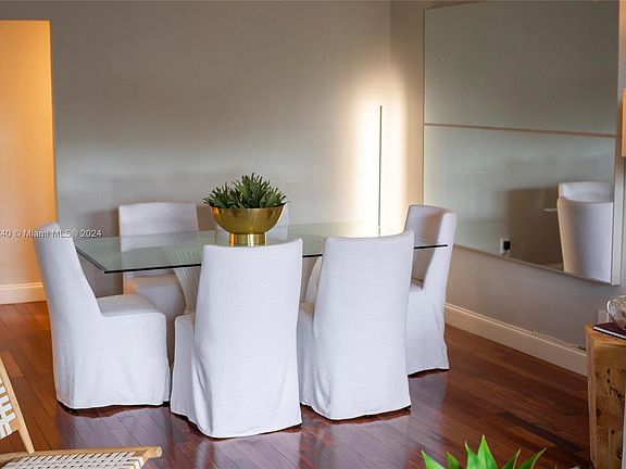 4th image of 90 Edgewater Dr APT 201