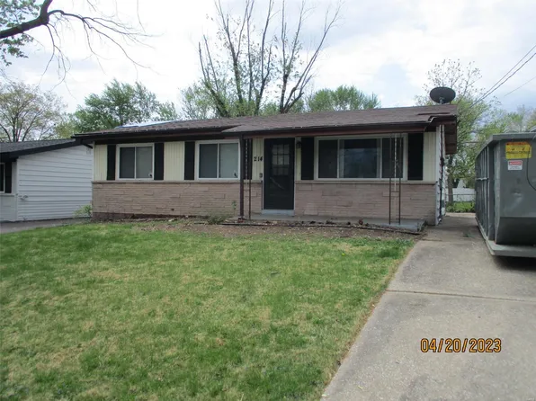 214 Coburg Dr, Saint Louis, MO 63137