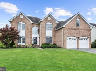 41 Apple Orchard Rd, Moorestown, NJ 08057