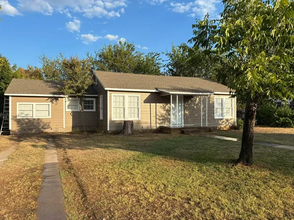 1102 La Monte Dr, Brownwood, TX 76801