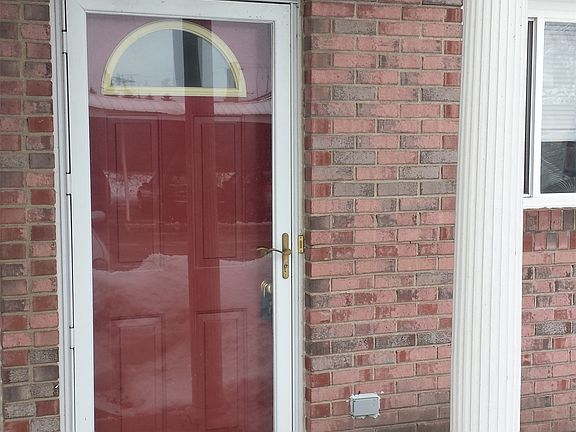 2nd image of 28530 Cole St