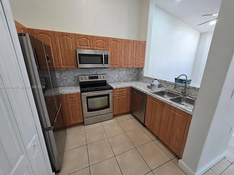 1661 SE 29th Ct #209 — Photo 7