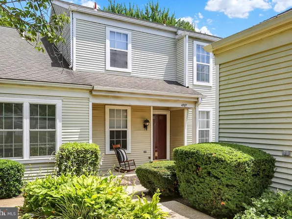 1807 Wexford Rd, Palmyra, PA 17078