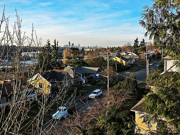 winter daytime city view