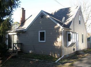 2586 Hemlock Rd, Eden, NY 14057