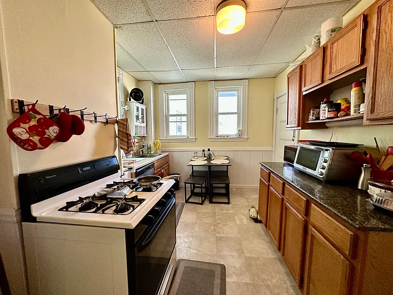 539 Washington St #2 — Photo 3