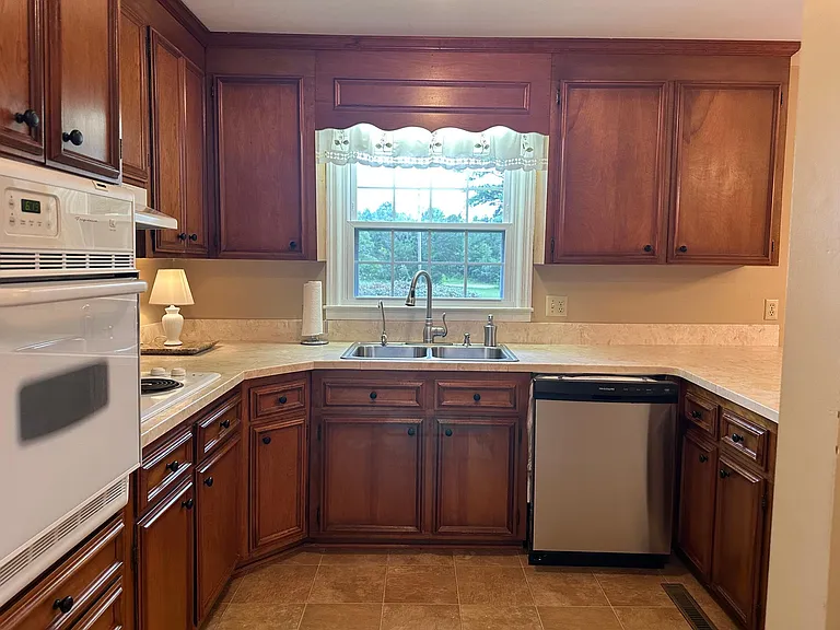 6089 State Highway 902 — Photo 10