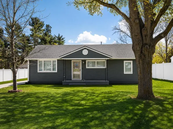 12817 S Sylvia St, Traverse City, MI 49684