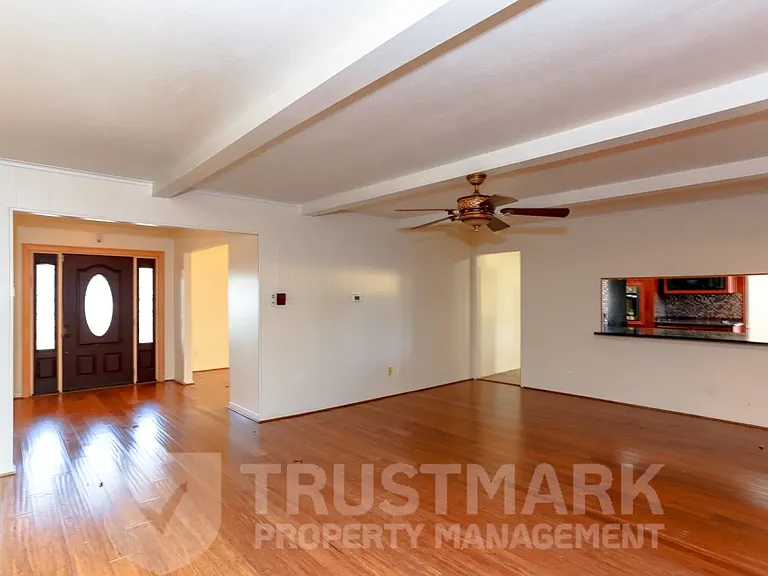 101 Highland Oaks Dr — Photo 7