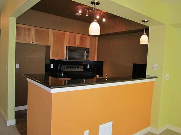 5th image of 1545 NW 57th St Unit 419