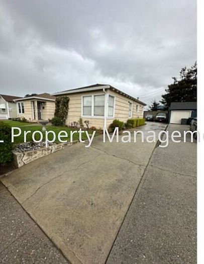 2nd image of 146 Rodeo Ave